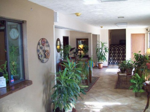 Lyons Inn image 16