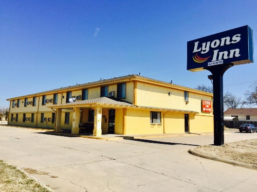 Lyons Inn image 17